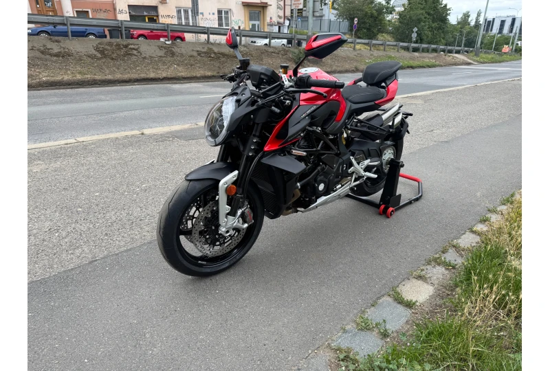 MV Agusta Brutale 1000 RS Nova Odpocet DPH 