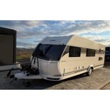 Karavan Hobby 545 KMF DeLuxe 1800kg - ZAPŮJČENÍ PRAHA