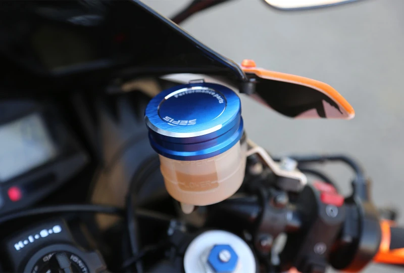SEFIS víčko nádobky brzdové kapaliny Honda pro motocykl
