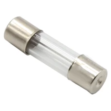 SEFIS trubičková pojistka F10A 250V 5x20mm - náhradní díl k UN10 nabíječce SEFIS trubičková pojistka F10A 250V 5x20mm - náhradní díl k UN10 nabíječce